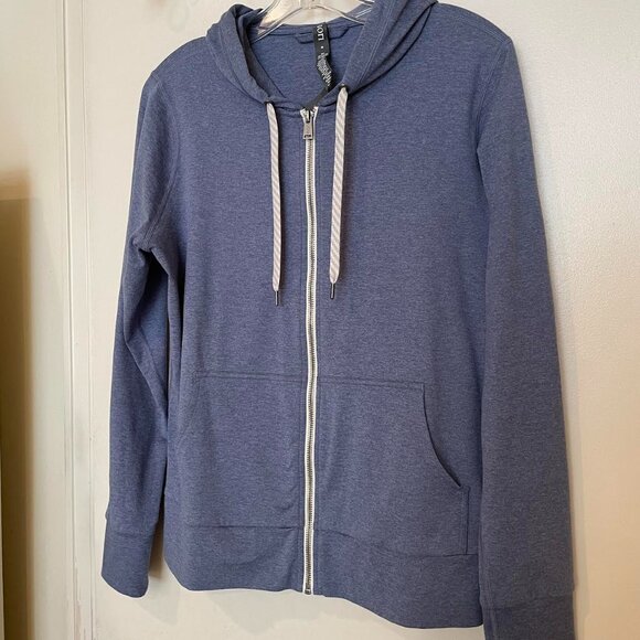 VUORI HALO PERFORMANCE HOODIE 2.0 WOMENS MEDIUM BLUE - Picture 1 of 8